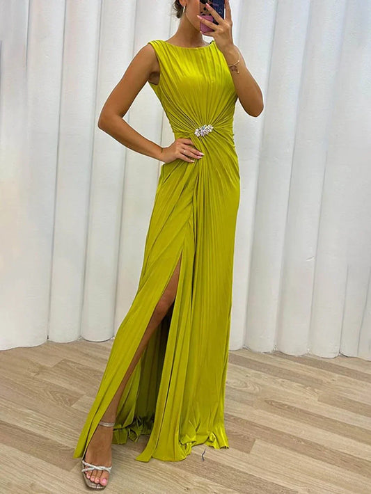 Kendra - Timeless Figure-Flattering Split Maxi Dress