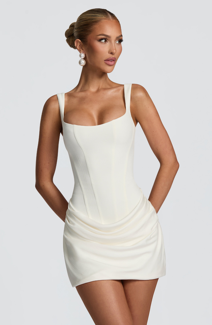 ARIA| Hourglass Mini