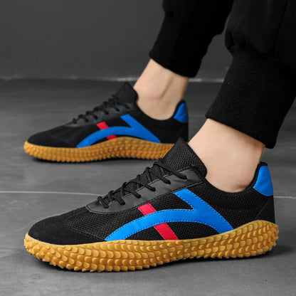 Lunari Sneakers