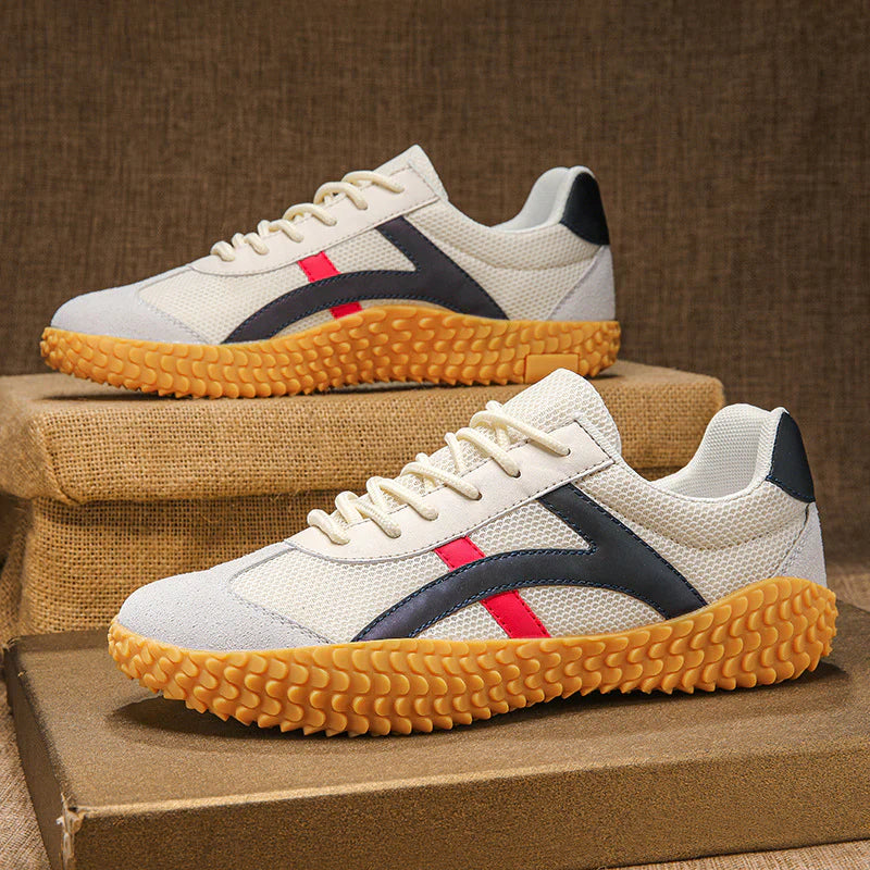 Lunari Sneakers