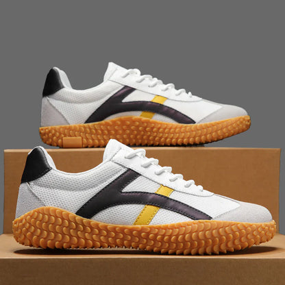 Lunari Sneakers